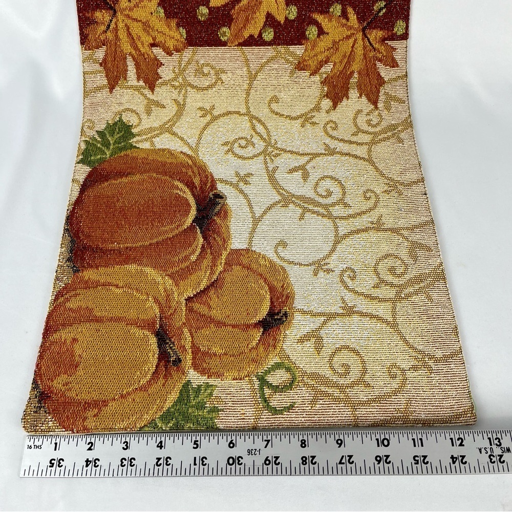Pair of Placements (2) Pumpkins and Leaves w/Gold Scrolls Orange Tan Red Bling - Picture 12 of 14
